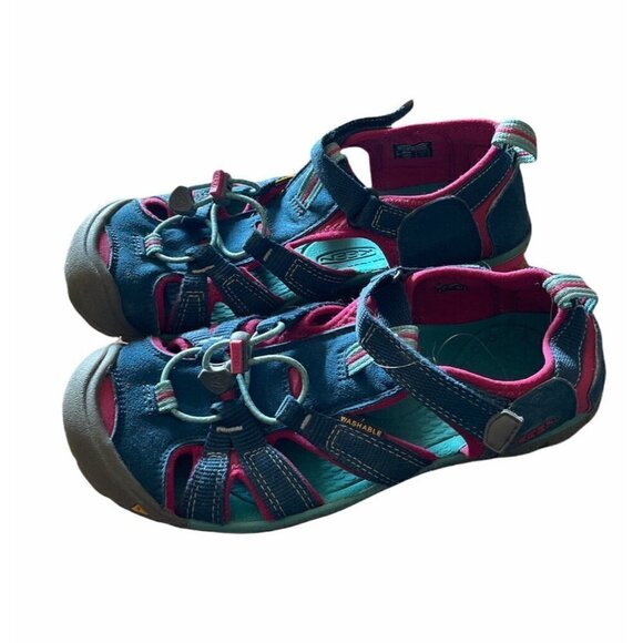 KEEN SEACAMP CNX GIRLS SANDAL Size 4 Hiking Washable Outdoor Closed Toe - Picture 1 of 11